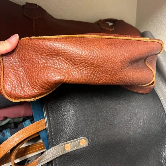 Portland Leather Market Tote in Nutmeg - Picture 4 of 4